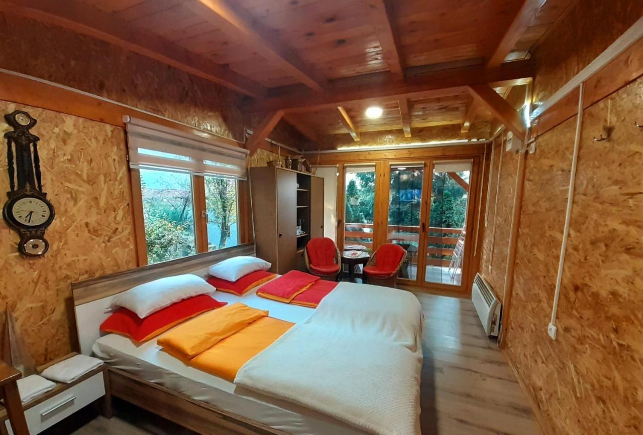 Obiteljski Apartman Borovi Visoko Exterior foto